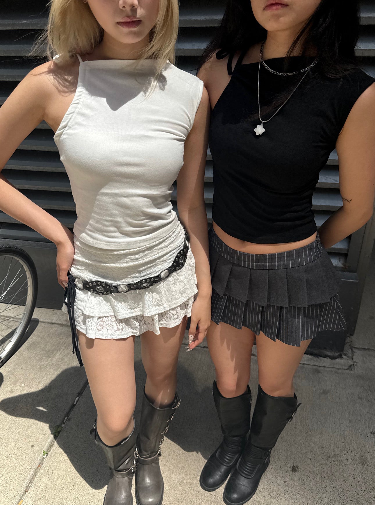 ANGEL SEOUL TOPS